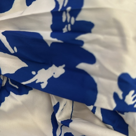 Petal & Pup | ALLORA HALTER DRESS - BLUE FLORAL Maxi Dress | S NWT - Picture 11 of 12